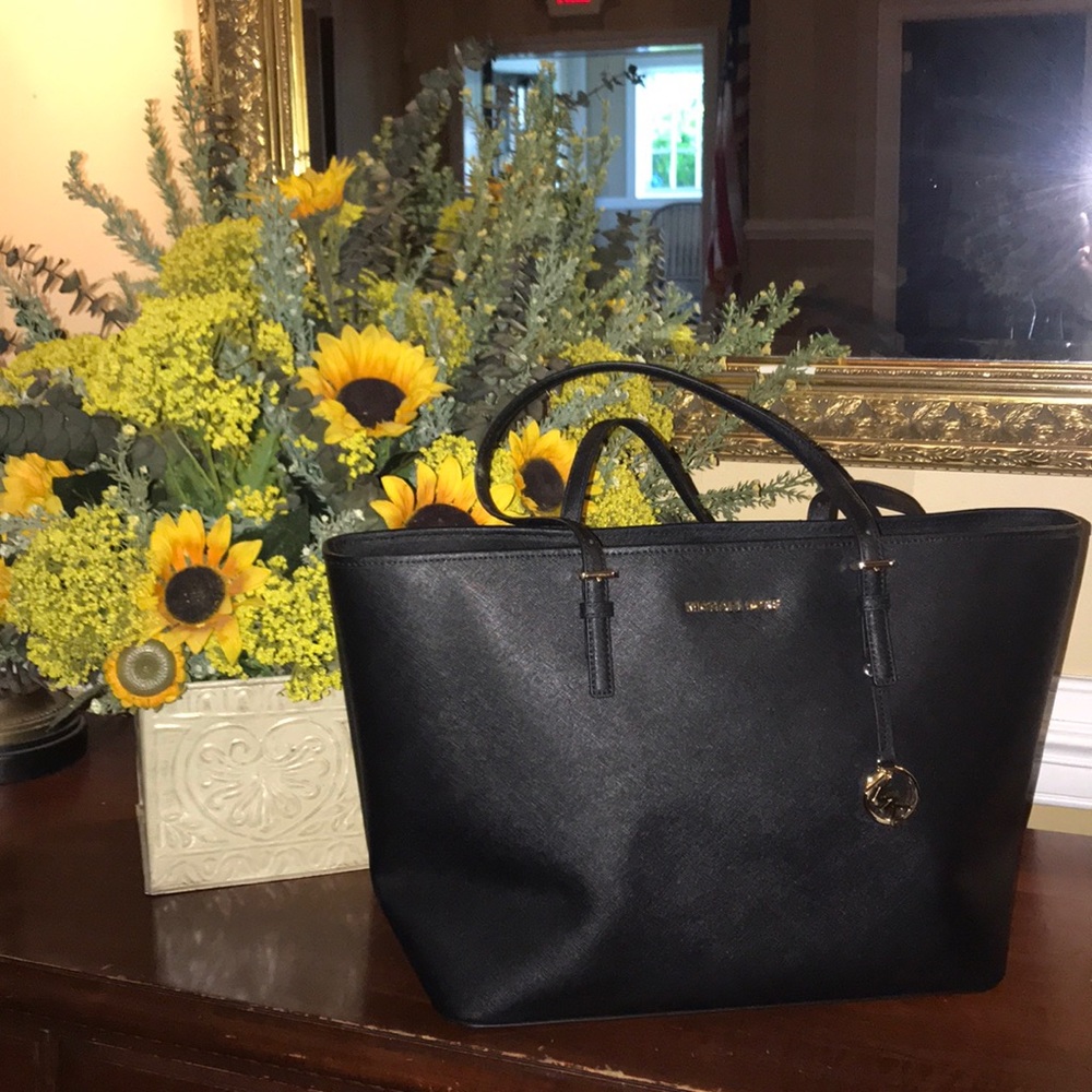 Jet Set Michael Kors Bag